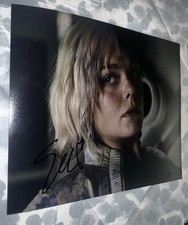 Elle Fanning Signed 11x14 Photo Predator Badlands