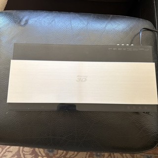 Samsung BD F7500 Blu ray Player with Remote Control Wi Fi