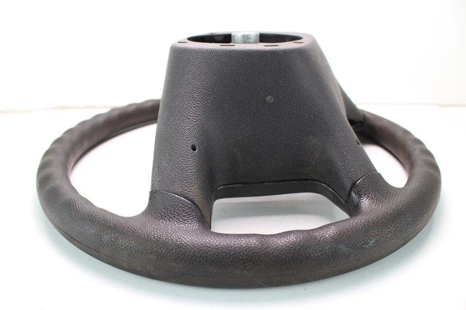 2014 CHEVROLET SUBURBAN 1500 LEFT SIDE STEERING WHEEL W/O CRUISE SWITCH OEM - Image 4 of 4