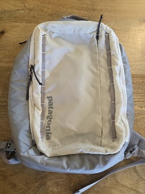 Patagonia Tres 25L Backpack Gray | eBay Patagonia Tres 25L Backpack Gray | eBay