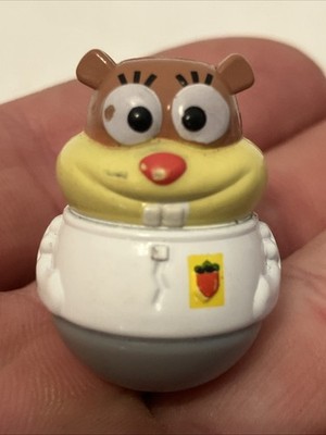 Spongebob Krabby Patty Plus Prize - SANDY weeble small toy Tiny Toy SurpPrizes