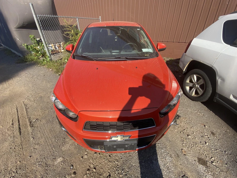 Used Rear Right Door Glass Rear fits: 2012 Chevrolet Sonic Htbk Rear Right Grade - Image 3 of 4