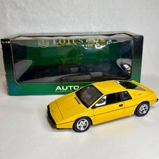 AUTOart Lotus Esprit Type 79 1/18 -