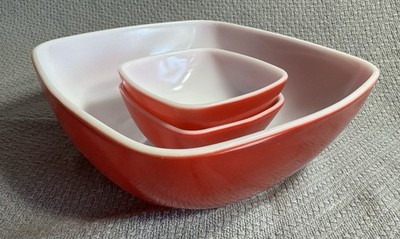 Vintage 1950s PYREX  Red Square Hostess Bowl 525B 2.5 Qt + 2 Bowls 401 12 oz