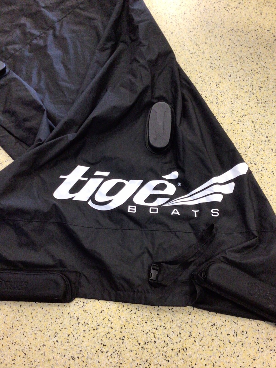 2023 Tige Outer Amour 23ZX Mooring Cover