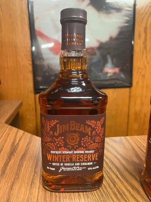 2024 JIM BEAM WINTER RESERVE 750ML 6 YEAR USA HOLIDAY LIMITED EDITION NO BOOKERS
