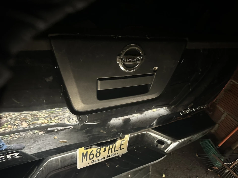 2008 年日产 Frontier 4x4 皮卡适用于零件 4.0 整卡车。 — 第 3/3 张图片