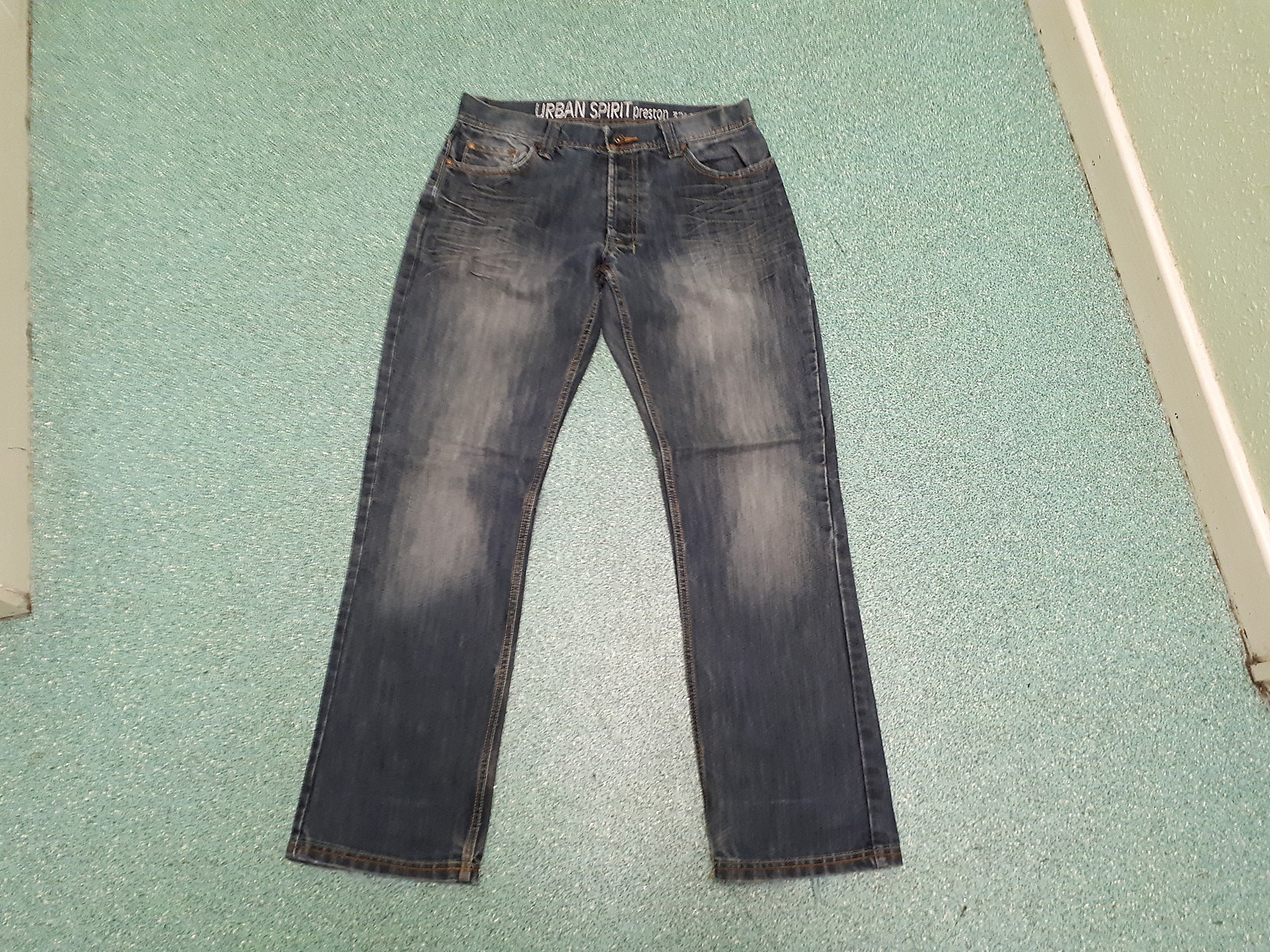 Picture 1 of 6