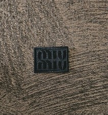 Patch Toppa Miu Miu Ricamata TERMOADESIVA o Cucire 3.5x2.5 CM