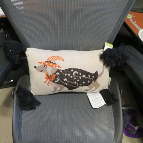 Halloween Decorative Dachshund Dog Witch Tassel Decorative Pillow 10" x 16" NWT - Picture 8 of 8