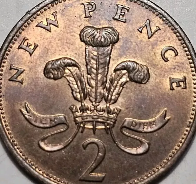 1981 2 peniques reina Isabel II DG REG FD moneda extranjera británica Reino Unido tonificada AU Foto 4 de 4