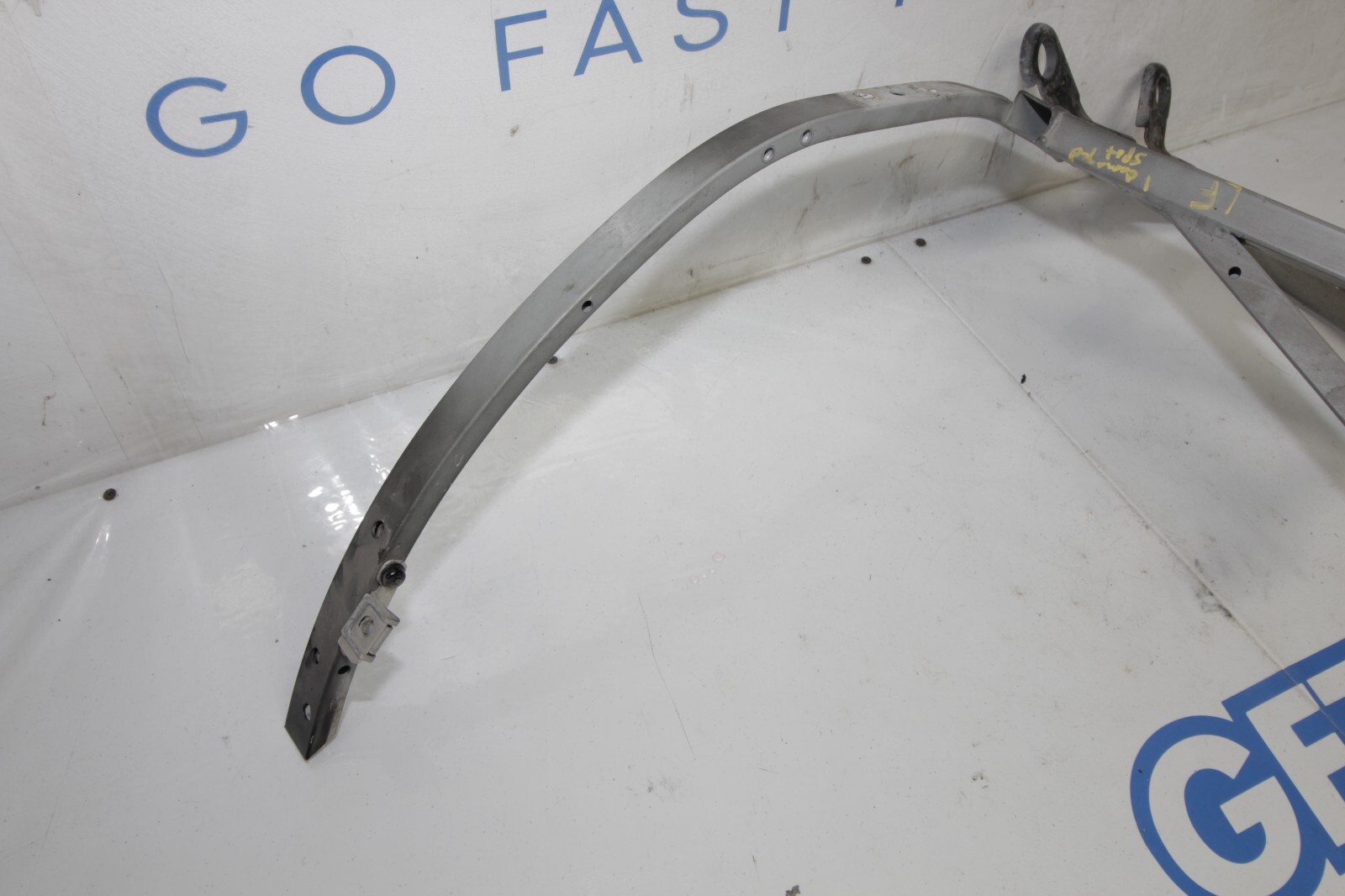 08-13 AUDI R8 4.2L OEM FENDER RAIL 420805357 METAL TUBE BLACK COMPLETE FACTORY