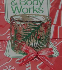 BATH BODY WORKS 3-Wicks Candle Holder GARLAND BOWS NEW 0286