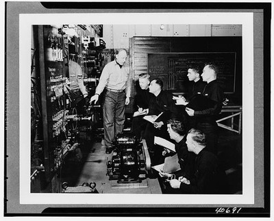 Electrical Engineering Lab 1940s Instructor with Students Classroom Lecture