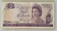 New Zealand $2 Fleming. P164a. 1967-68. First Prefix 0A0. About EF.