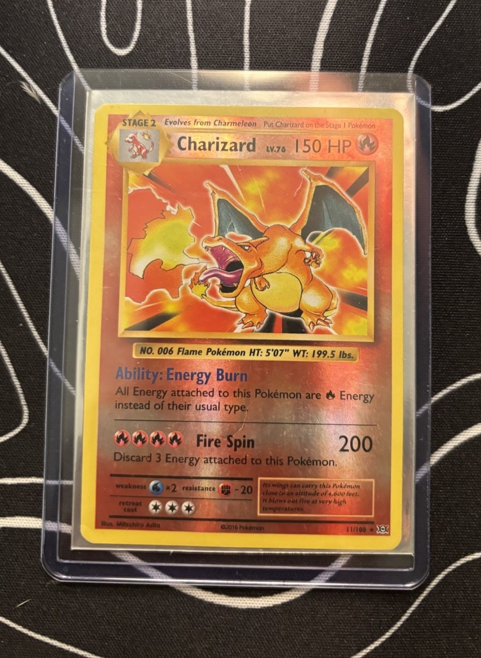 Pokémon Charizard 11/108 Evolutions Holo Rare Card 150HP Fire Spin