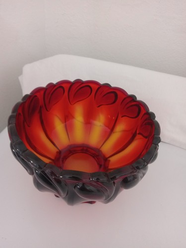 Vintage Indiana Tiara Glass Sunset Deep Red Calla Lily Leaf Footed Amberina Bowl - Picture 2 of 7