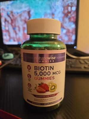 NEW NatureWise Biotin 90 Gummies (5000Mcg) Strawberry Kiwi Ex: 11/26