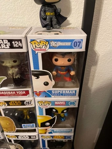 FUNKO POP DC Universe Superman