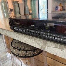 VINTAGE Rare Toshiba m-9485 VIDEO CASSETTE RECORDER No Remote Tested Free Ship