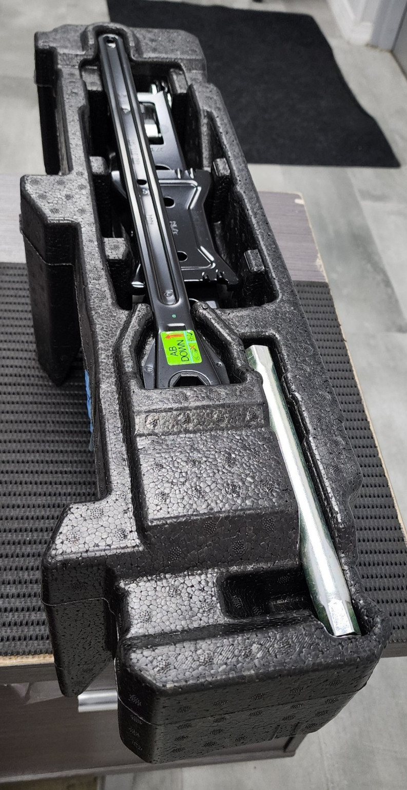 Bentley Bentayga 2015-2020 Spare tire