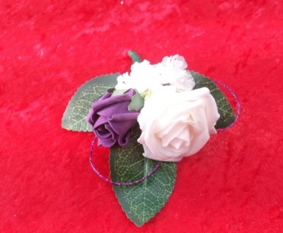 6 x große Elfenbein/Pflaume Rosen/Zigeuner Knopfloch - Hochzeit Blumen - von Valerie J