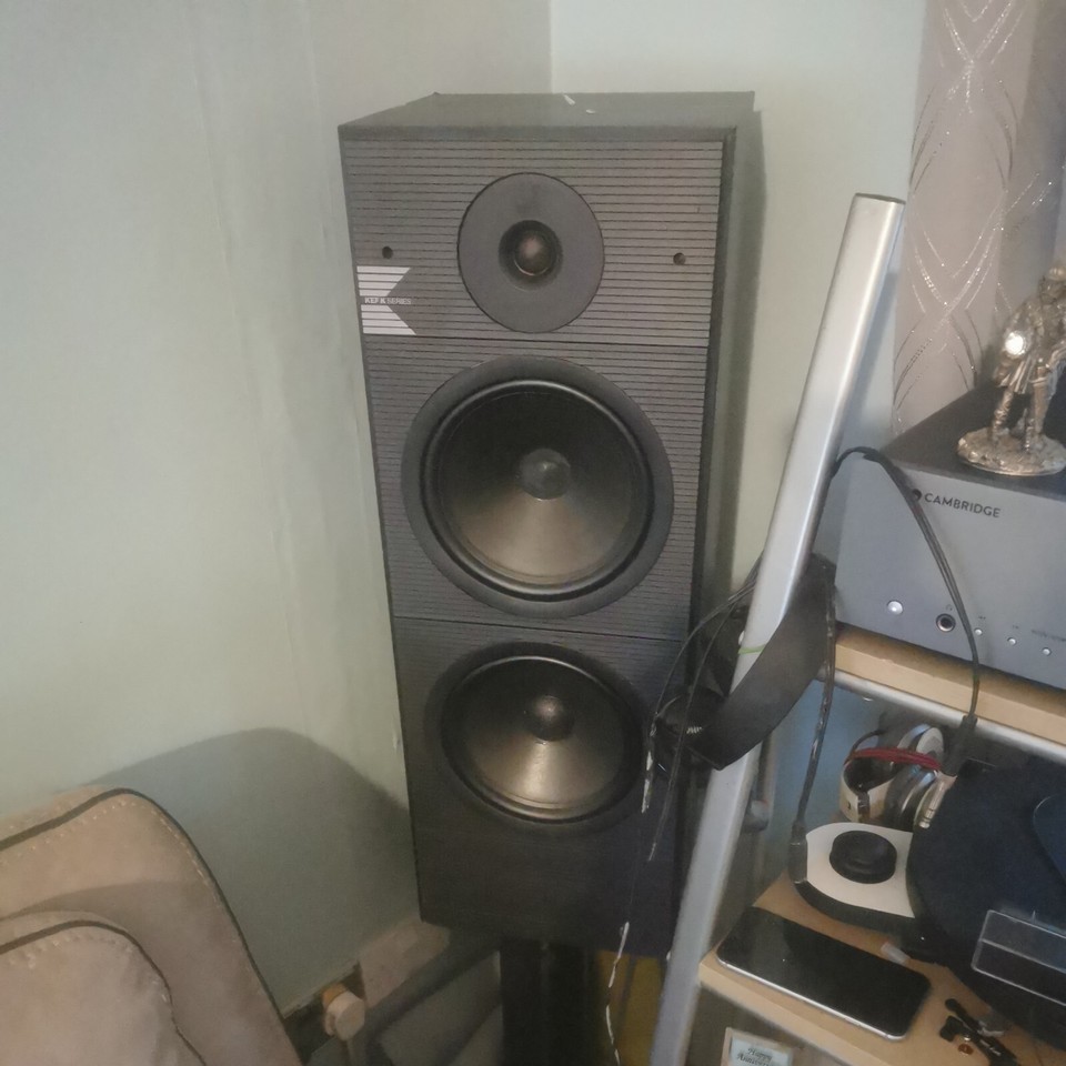 KEF K160 Flagship Model Floorstanding Tower Speakers (Vintage Speakers