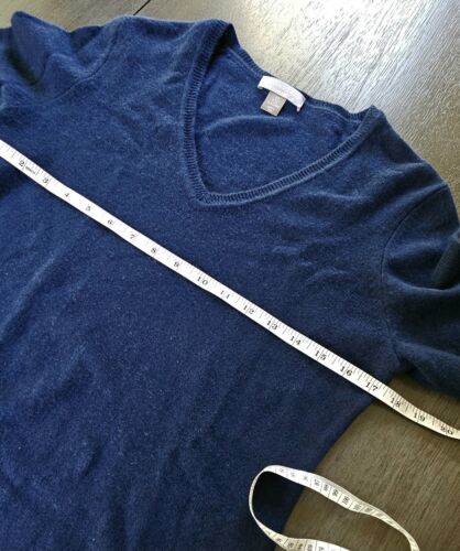 Charter Club 2 ply 100% Cashmere Dark Blue Sweater V Neck Academia Size M - Picture 4 of 7