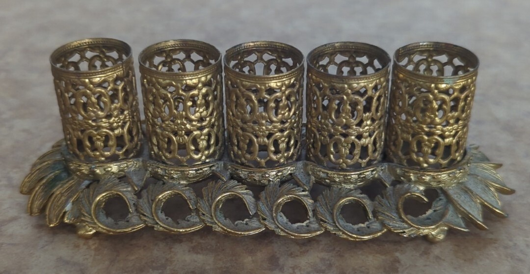Vintage SF Sam Fink Gold Tone Filigree Lipstick Holder 5 Tubes | eBay