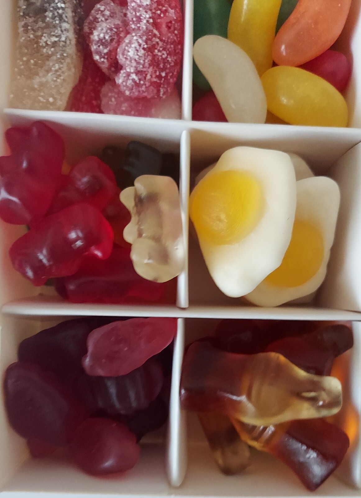 Pick N Mix Sweets Gummy Candy Box Party Gift Jellies, 16 sections 400g