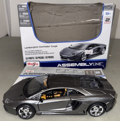 Maisto 1:24 Scale Assembly Line Lamborghini Aventador Diecast Model Kit OPEN BOX