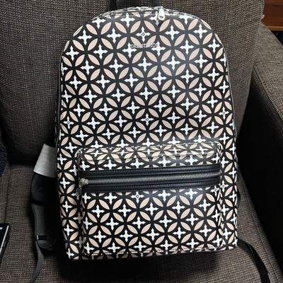 DRESSTERIOR Overlap Circle Rucksack wasserabweisend recyceltes Leder 41 cm von J