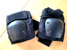 Pro-Tec Skate/Street Knee Pad Youth Small - Used