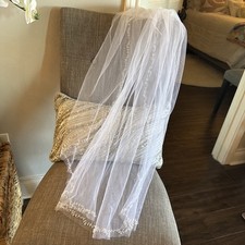 Ivory White Fingertip Wedding Veil Bridal Pearls Crystals W Comb