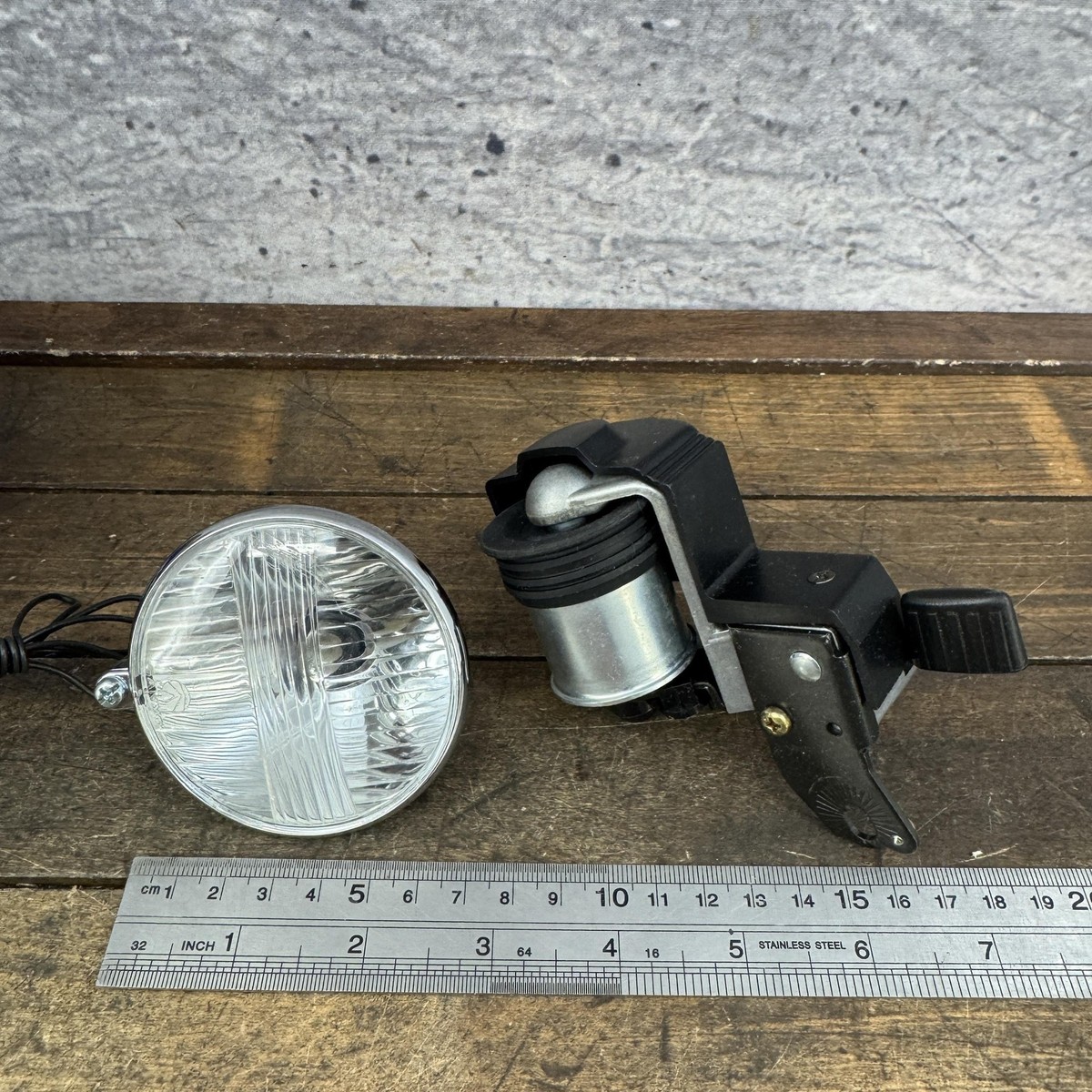 Vintage Sanyo Dynamo NH-185SYE Bike Tire Rim Drive Headlight 6V