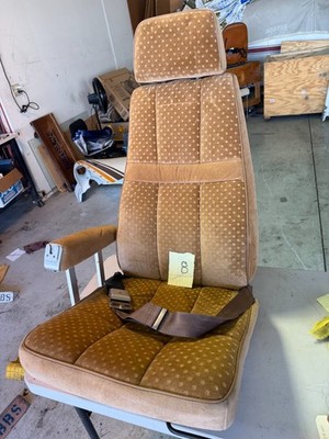 Beechcraft pilot seat 102-530095 As removed from Bonanza