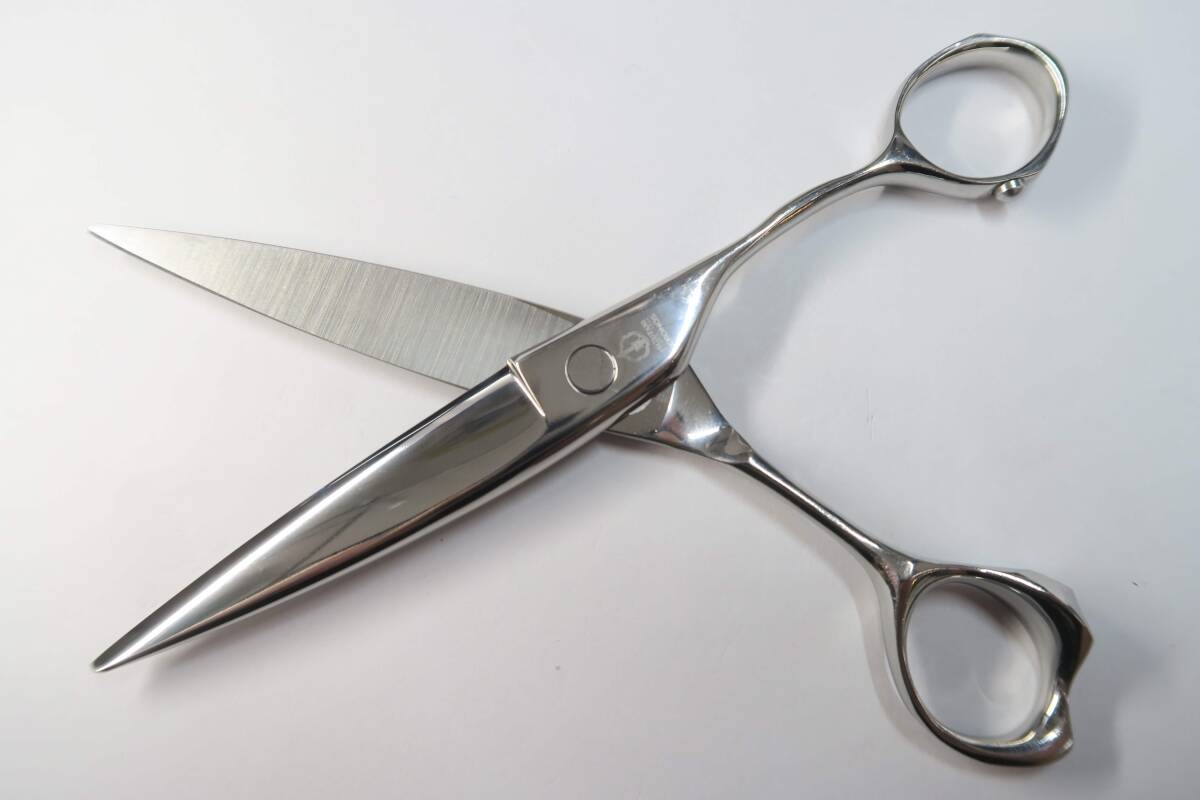Used MIZUTANI SCISSORS CRONOS 2 Scissors 5.8 inches Right-Handed, for Dry Cuttin