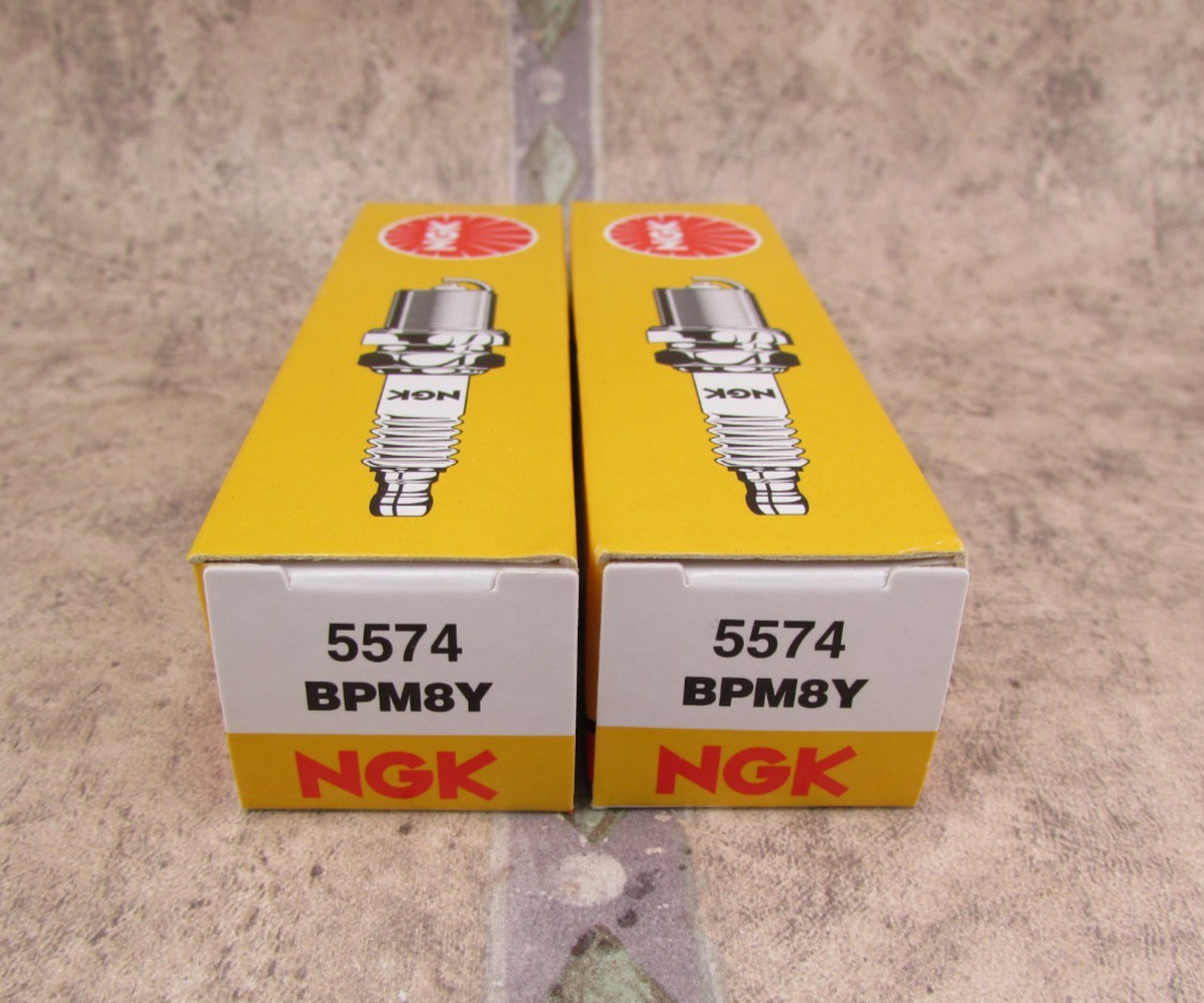 2 PACK NGK Standard 5574 BPM8Y Spark Plugs