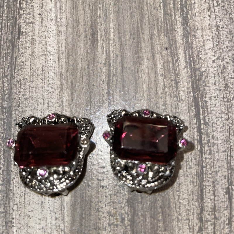 VINTAGE LARGE PINK RECTANGULAR RHINESTONE CLIP-ON EARRINGS 