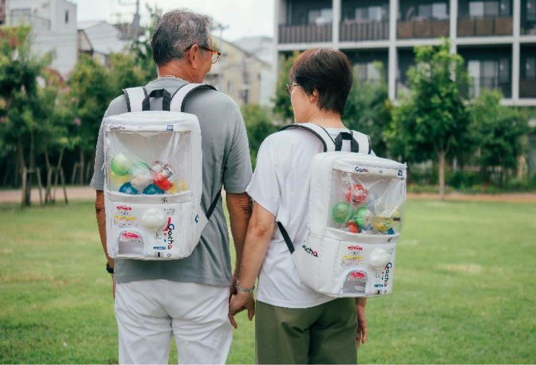 Takara Tomy Showy Gacha ver. 2 Backpack Capsule Toy Machine