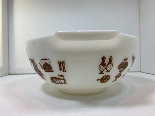 Vintage 1960s Pyrex Cinderella Bowls Set of 2 - Early American Pattern - Picture 5 of 10