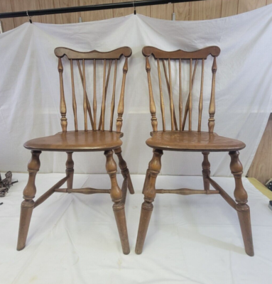 Pair of 2 W. F. Whitney Windsor Chairs 7123 Heirloom | eBay