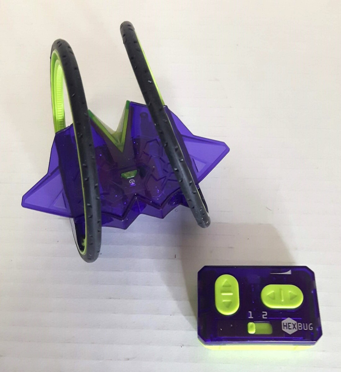 Hexbug Ring Racer Supercharged Acrobatic Vehicle w/Remote TESTED