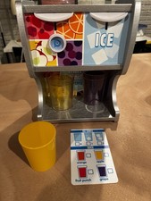 Pretend Play Kitchen Dispenser Multicolored Plastic with Cups  Ice Cubes