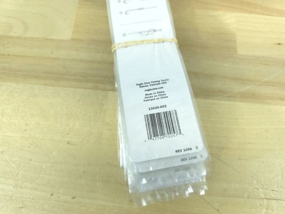 60 SNELLED FISH HOOKS (10 PKS X 6 EA) GOLD ABERDEEN HOOK MONO LEADER 7" SIZE 2 - Image 4 of 4