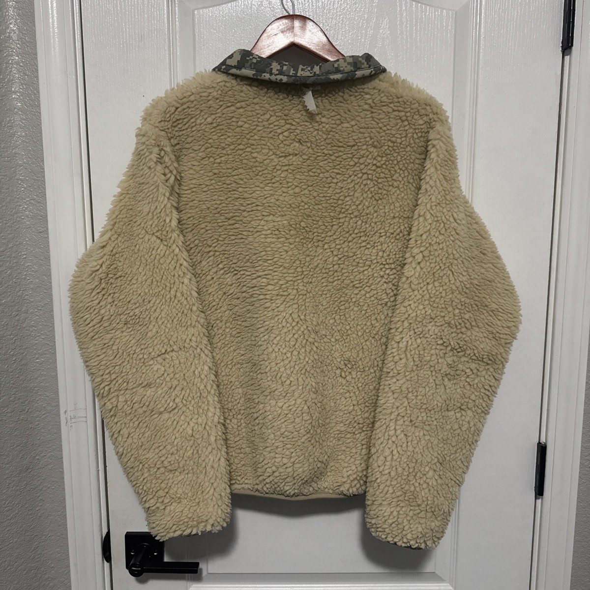 Patagonia MARS Reversible Camo / Oatmeal Deep Pile Fleece Jacket