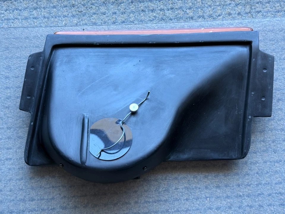 1984 Ferrari BB512i right front signal light - Image 2 of 4