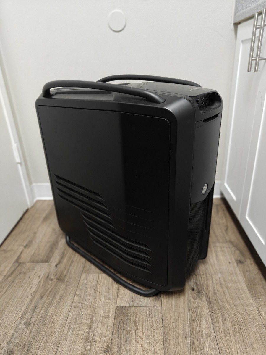 Vintage Cooler Master COSMOS II Case with Black Tempered Glass