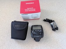 Yongnuo YN-E3-RT Speedlite Transmitter   Excellent Condition   With Box  Case