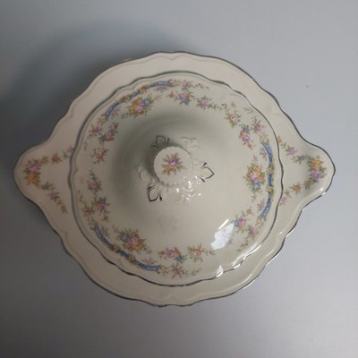 VINTAGE Edwin M Knowles Covered Vegetable Bowl #33-5 Made In USA Semi Vitreous